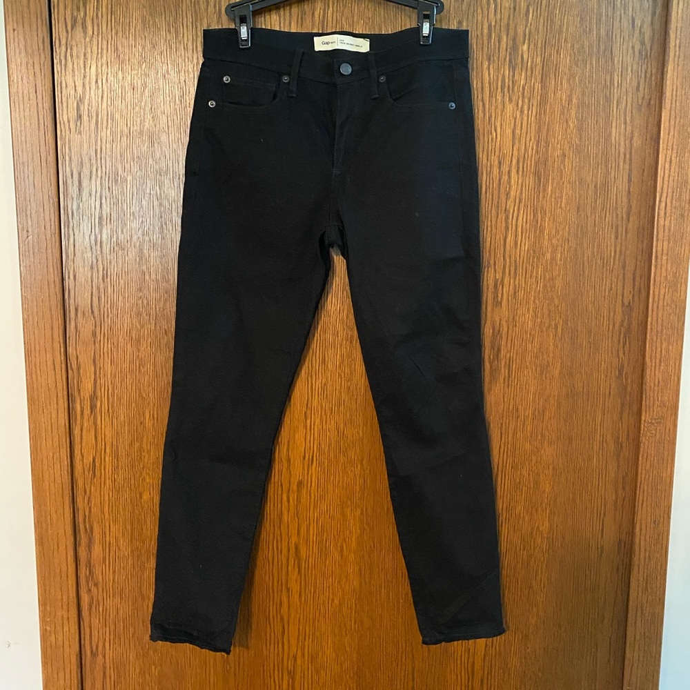 Gap skinny